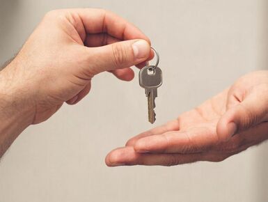 Путин поручил губернаторам следить за сроками передачи жилья