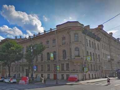 Старинный особняк у Исаакиевского собора приспособят под жилье