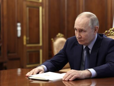 Путин поручил разработать варианты расширения семейной ипотеки