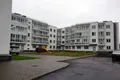 Все секции дома имеют выход в тихий благоустроенный закрытый двор с площадкой для отдыха.