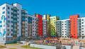 Кварталы огорожены по периметру: предусмотрен вход по электронным брелкам, у калиток установлены панели вызова.