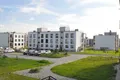 ЖК состоит из трехэтажных домов, каждый из которых вмещает от 12 до 24 квартир.