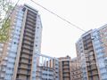 Новостройка состоит из 3-х секций 10-14-20-этажности. Фото от 15.05.2015 г.