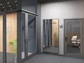 Во входных группах предусмотрена колясочная.