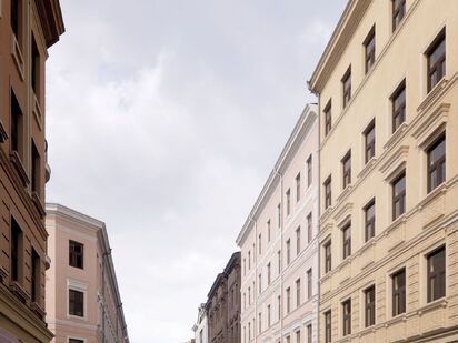 Дом восстановлен к первозданному виду, с сохранением исторического фасада. ЖК «Полтавская 10»|Новострой-СПб