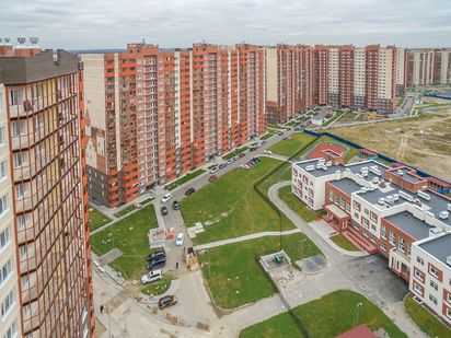 ЖК «Тридевяткино царство». Корпуса 5, 6. Детский сад. Аэрофотосъемка. Фото от 17.10.2016 г. ЖК «Тридевяткино царство»|Новострой-СПб