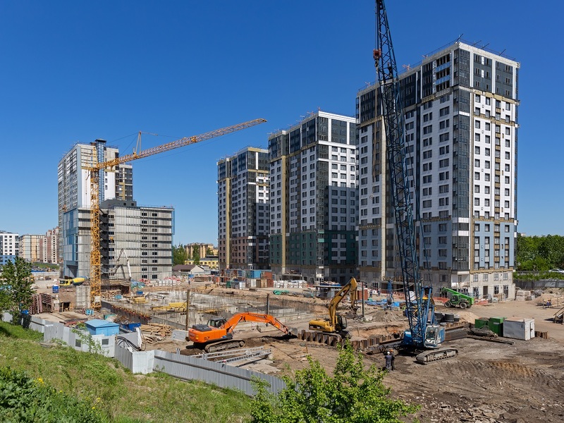 
	Монтаж металлоконструкций.
	Штукатурные фасады.
	Навесные фасады.
	Установка витражей.
	Внутренние электромонтажные работы.
	Монтаж системы отопления.
	Устройство водомерных узлов.
	Монтаж системы вентиляции.
	Монтаж слаботочных сетей.
	М...