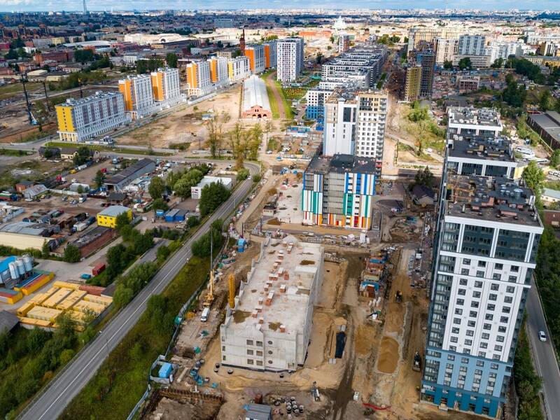 Ведутся работы по монтажу витражей и навесных фасадов.
Ведутся работы по монтажу инженерных систем: отопления, вентиляции, водоснабжения, канализации, а также электромонтажные работы, монтаж лифтов.
Ведутся работы по устройству наружных инженерных ...