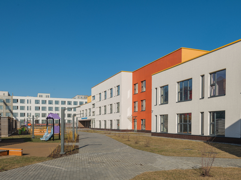 Март 2026