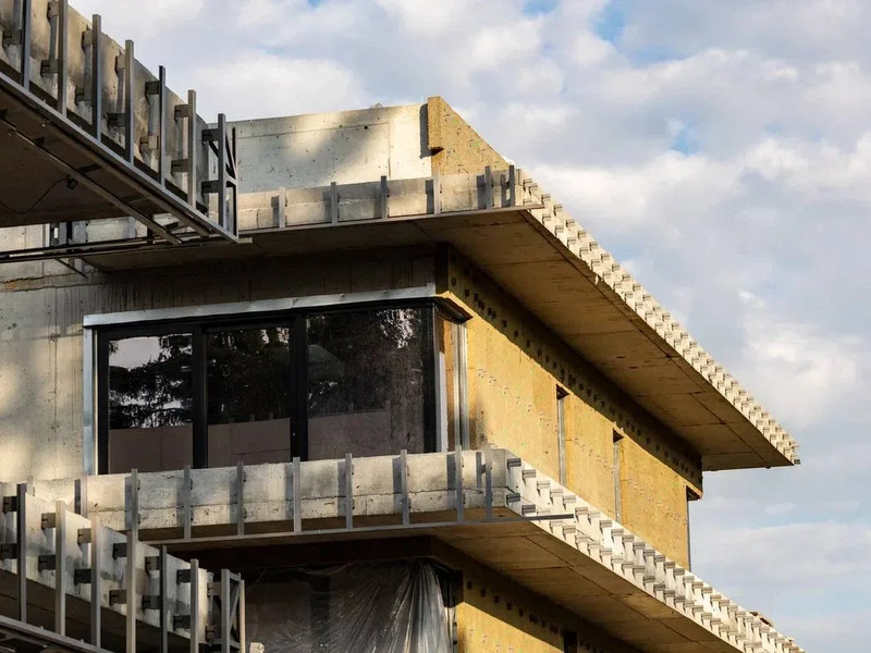 Сентябрь 2025