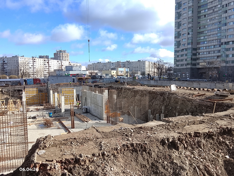 Апрель 2026